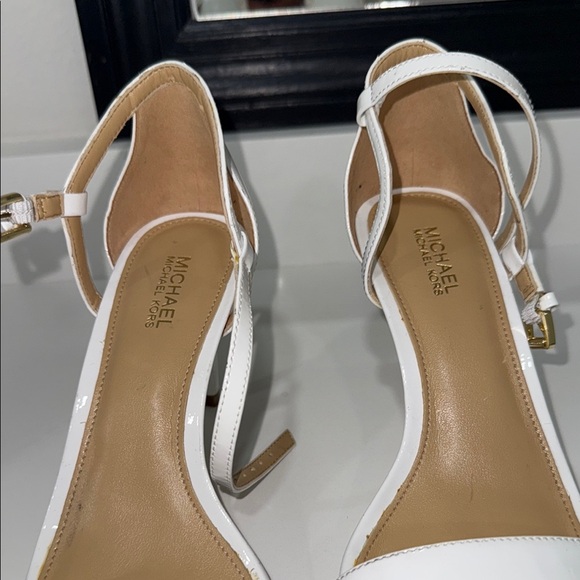 Michael Kors White Women's Sandals - Picture 3 of 9